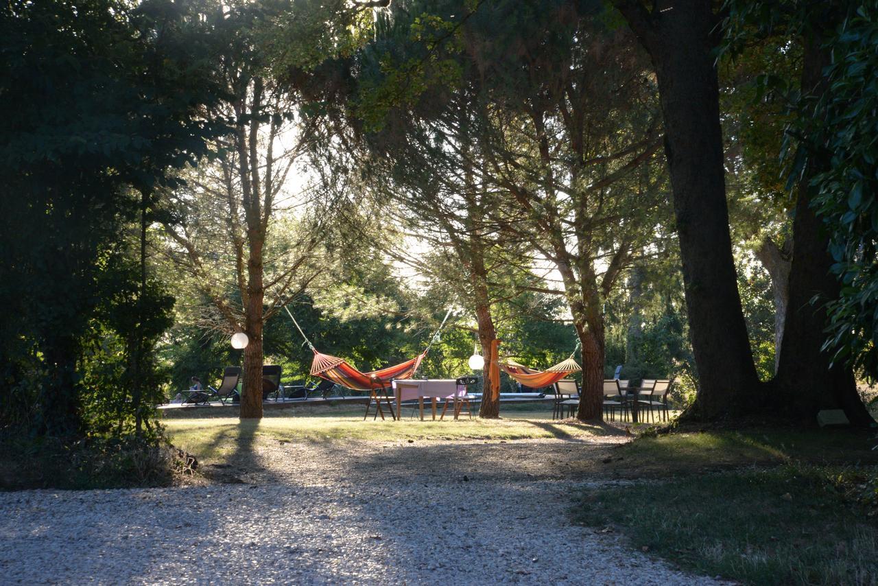 Domaine De Treuillaud Panzió Villers-les-Ormes Kültér fotó